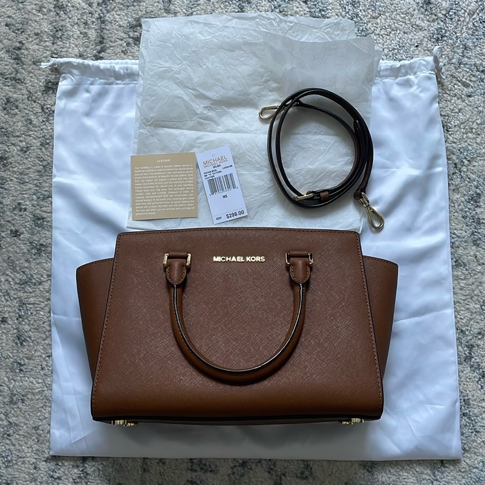 Michael Kors Medium Selma in brown